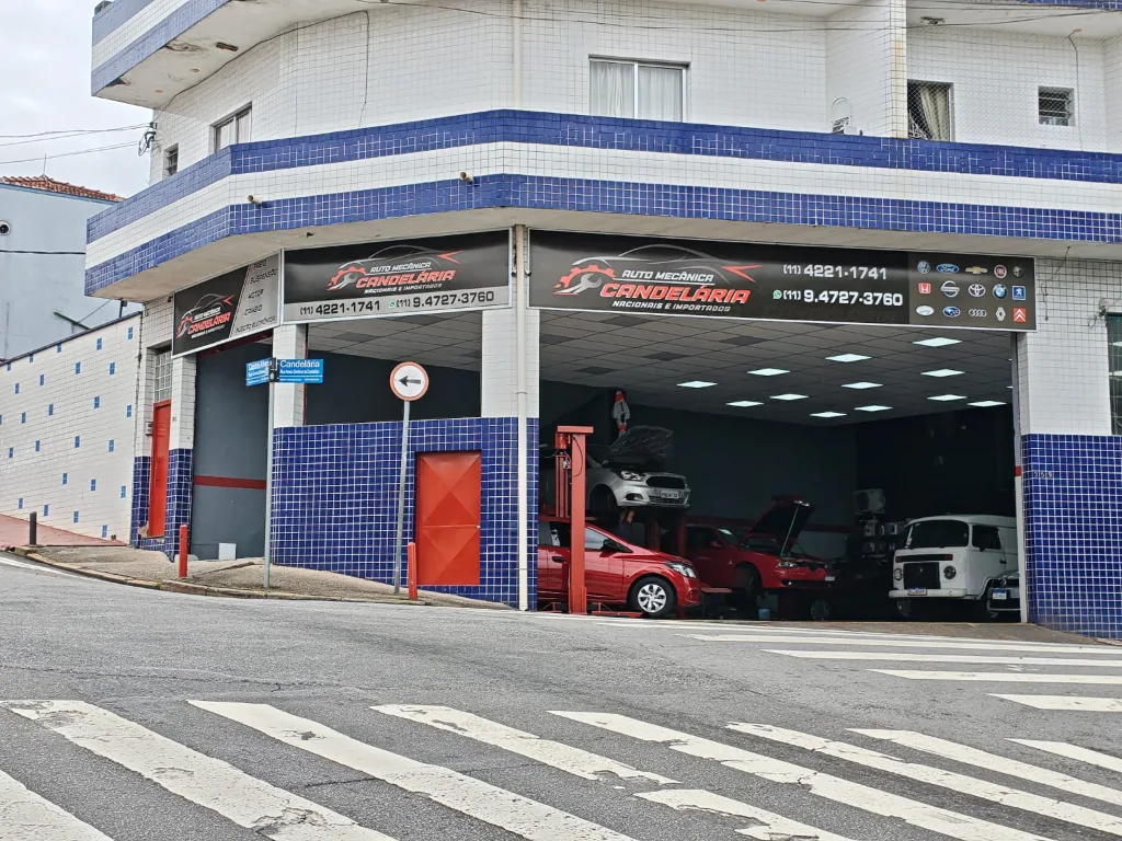 Vista da esquina da R. Nossa Sra. da Candelária