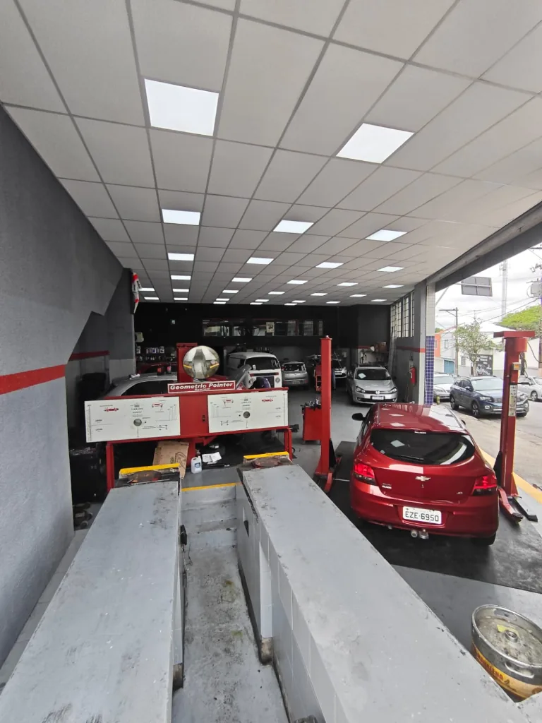 Equipamento de alinhamento e geometria